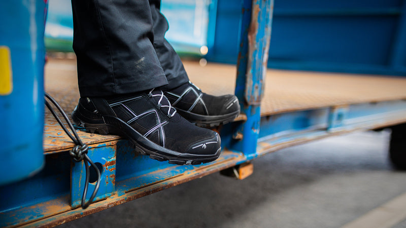 Laden Sie das Bild in Galerie -Viewer, Black Eagle Safety 40.1 Mid/Black-Silver