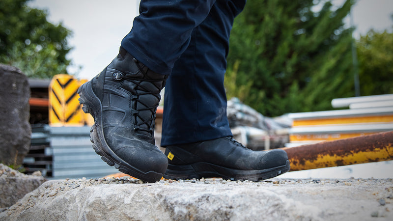 Laden Sie das Bild in Galerie -Viewer, Black Eagle Safety 50 High