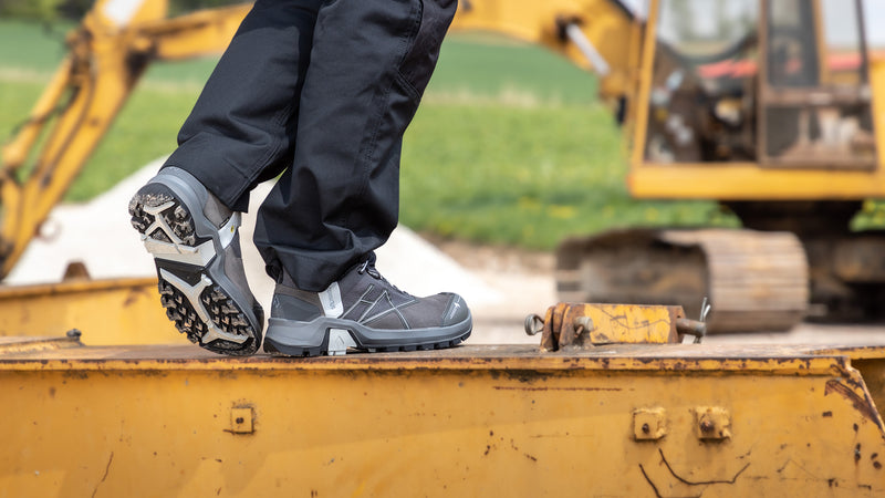 Laden Sie das Bild in Galerie -Viewer, Connexis Safety+ Gtx Ws Low Grey-Silver