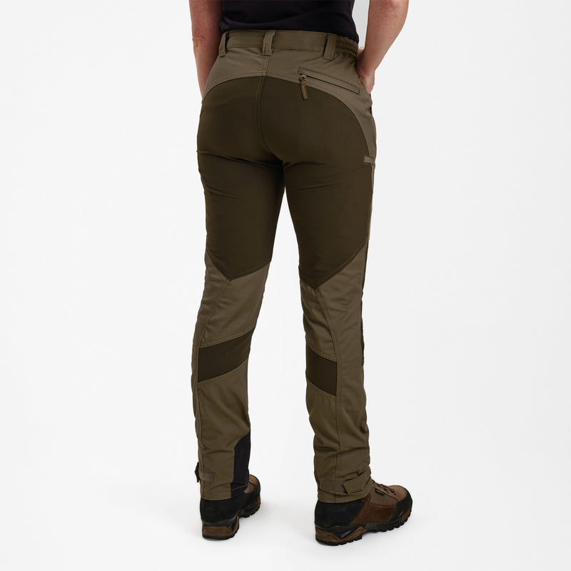 Laden Sie das Bild in Galerie -Viewer, Lady Roja Hose