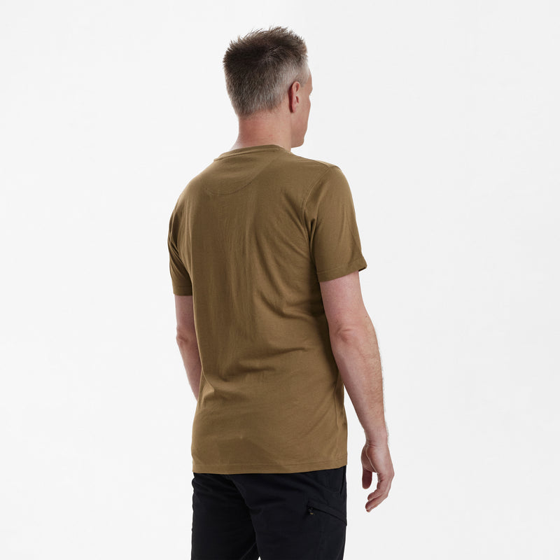 Laden Sie das Bild in Galerie -Viewer, Nolan T-Shirt