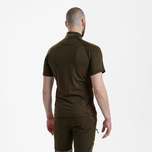 Excape Insulated T-Shirt mit RV-Kragen