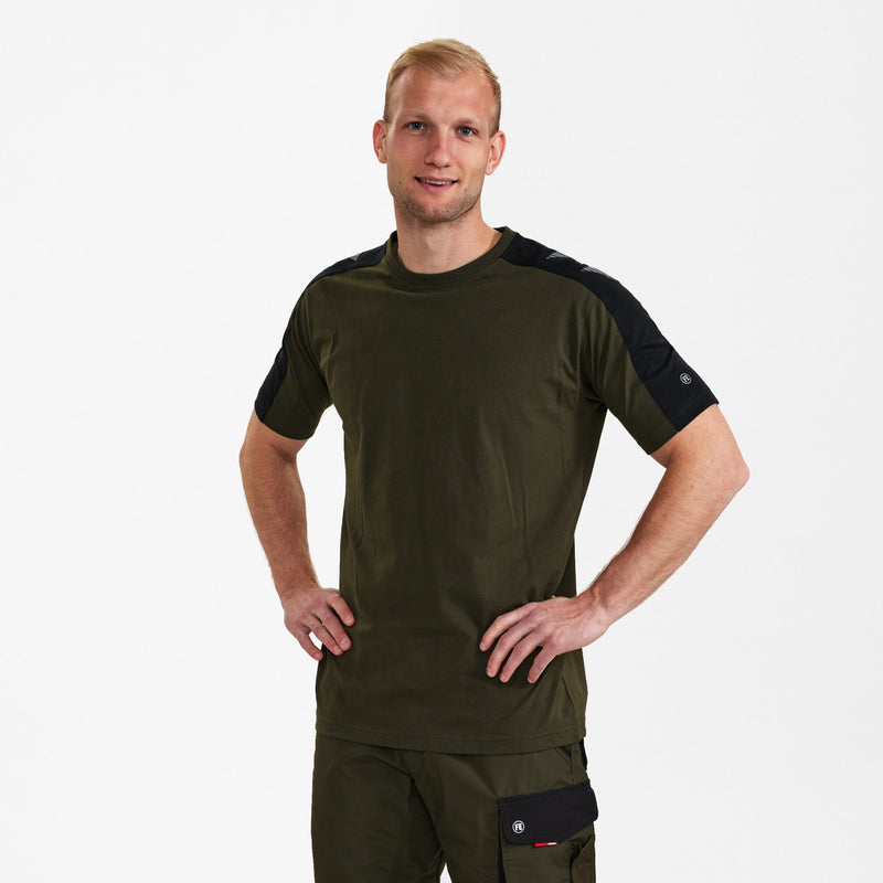 Laden Sie das Bild in Galerie -Viewer, Galaxy T-Shirt 9810-141