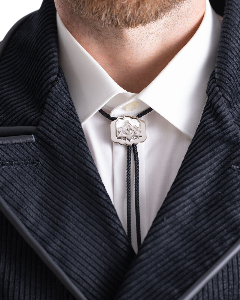 Laden Sie das Bild in Galerie -Viewer, Oyster Matthew Krawattenkordel - Maurer