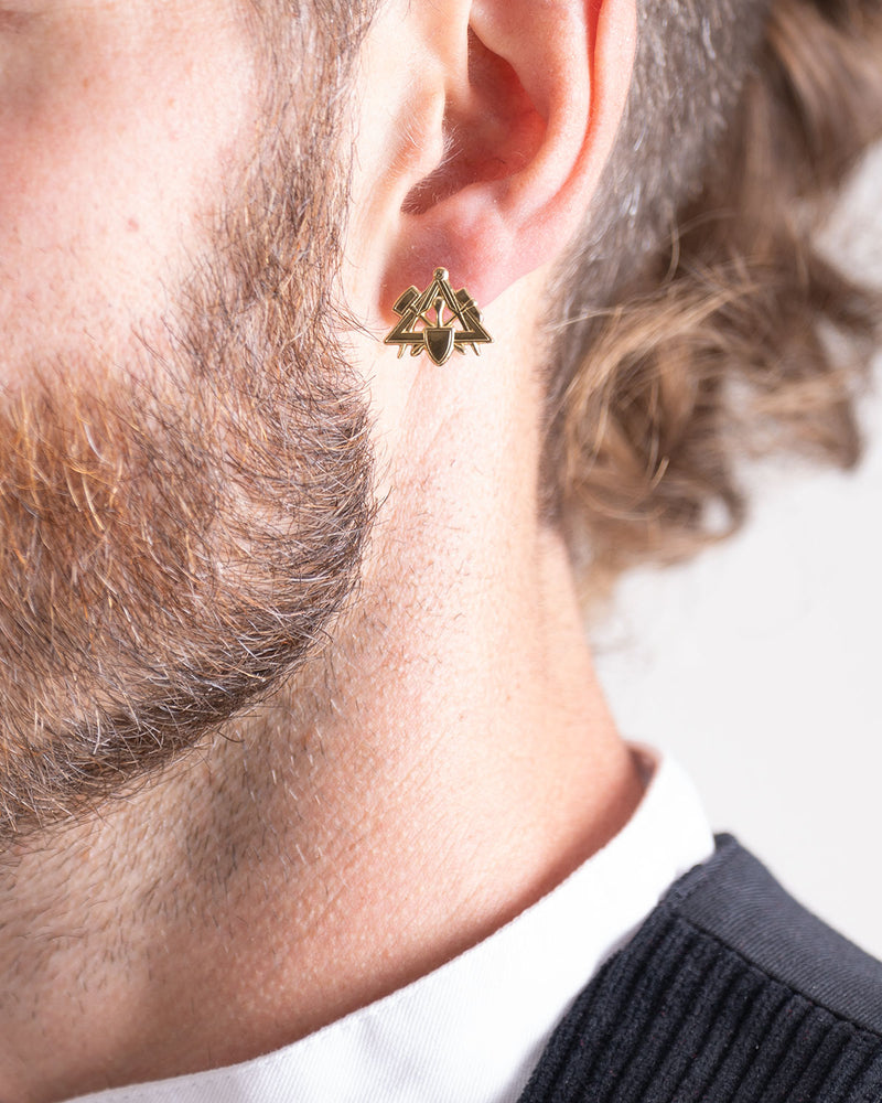 Laden Sie das Bild in Galerie -Viewer, Oyster Maddox Ohrstecker - Maurer