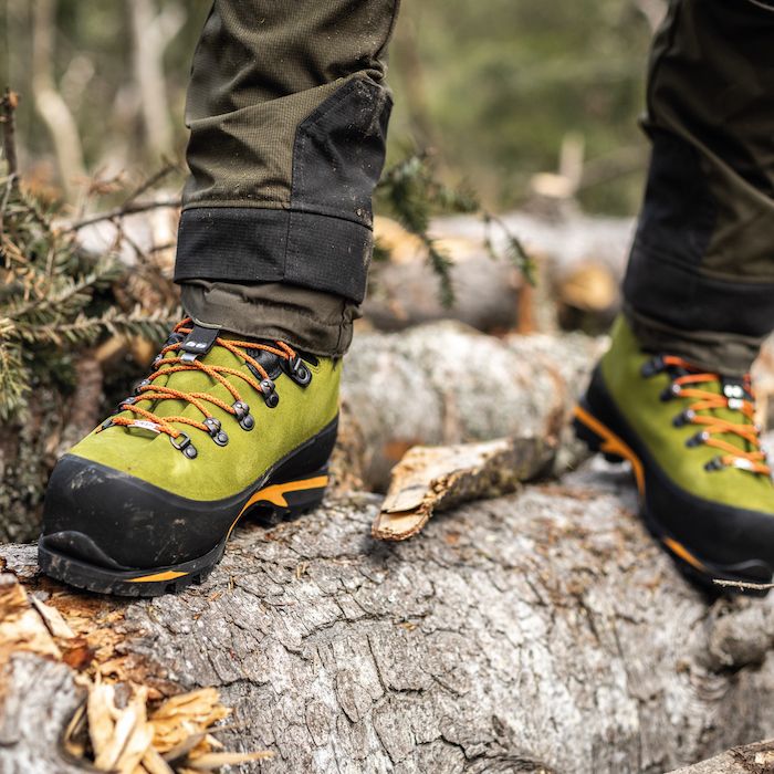 Laden Sie das Bild in Galerie -Viewer, PSS Schnittschutzschuh Alpin GTX - 500