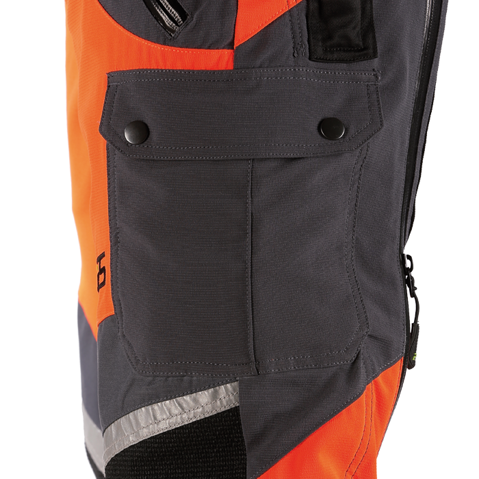 Laden Sie das Bild in Galerie -Viewer, PSS Schnittschutzhose X-treme Air EN20471 - 910