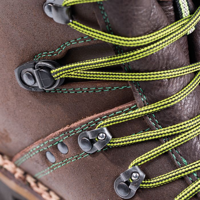 Laden Sie das Bild in Galerie -Viewer, PSS Schnittschutzschuh Juchten - 550