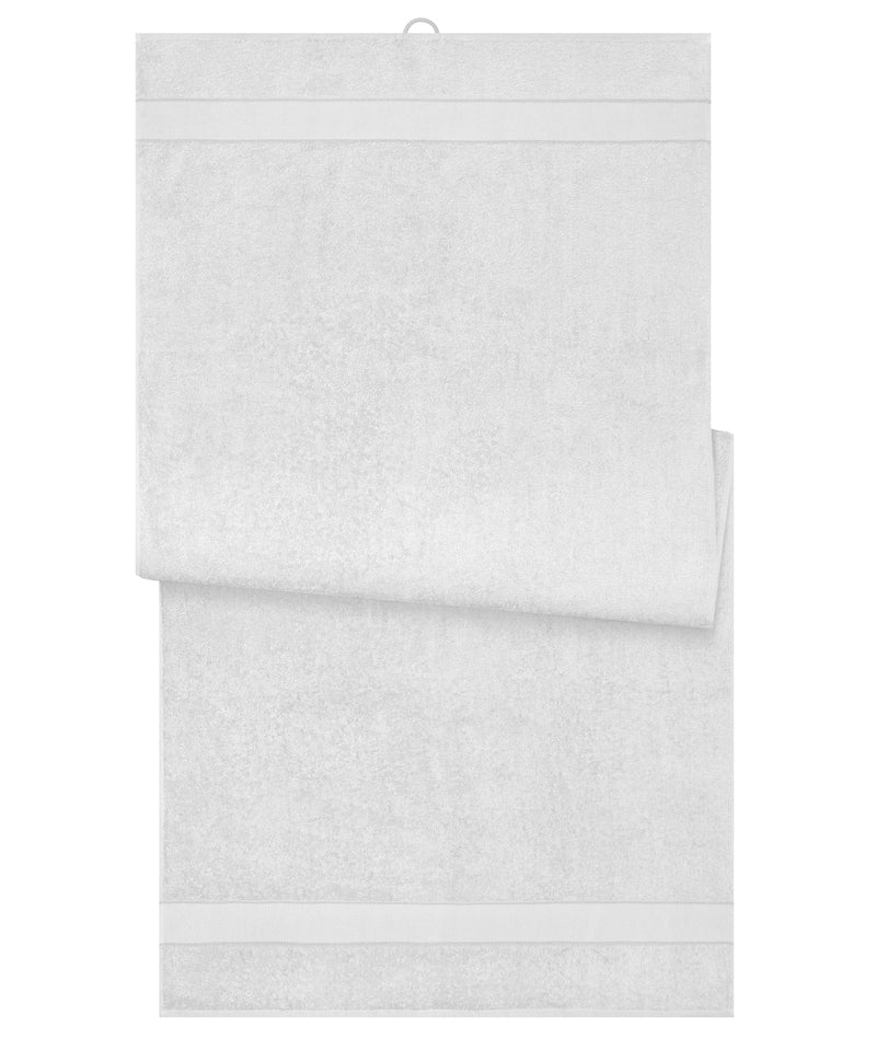 Laden Sie das Bild in Galerie -Viewer, Badetuch im modischen Design - MB445