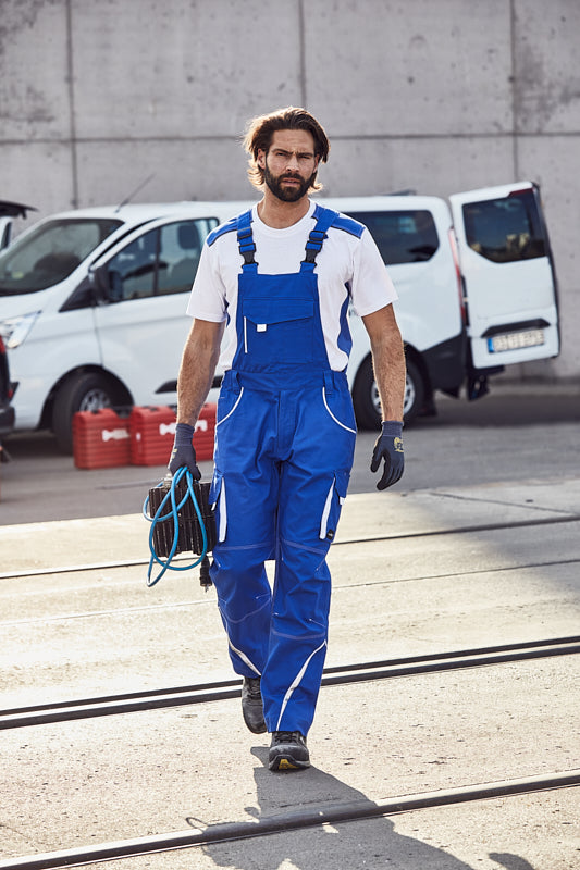 Laden Sie das Bild in Galerie -Viewer, Funktionelle Latzhose im sportlichen Look mit hochwertigen Details - JN848