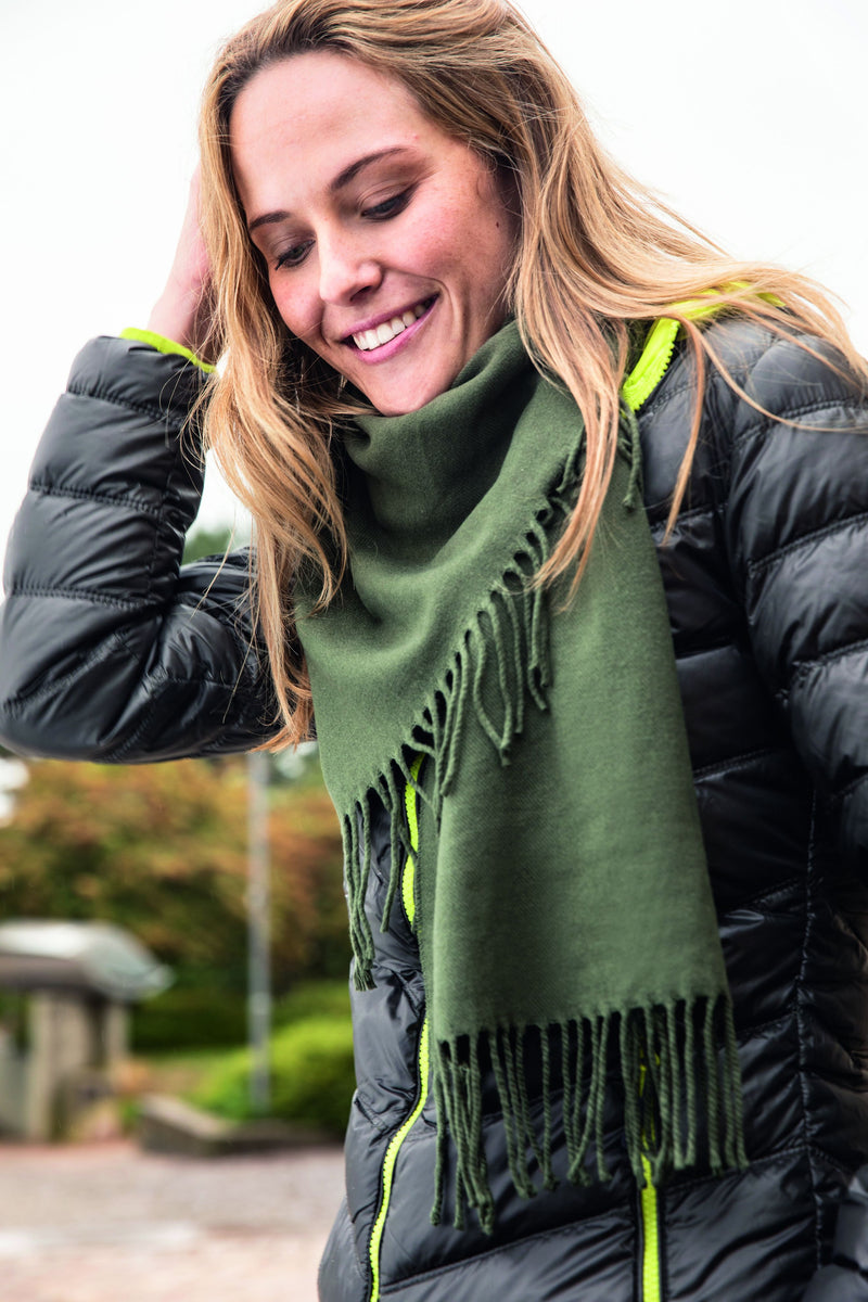 Laden Sie das Bild in Galerie -Viewer, Eleganter Webschal - MB7308