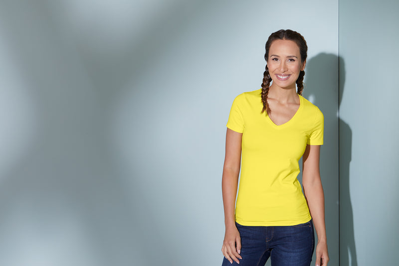 Laden Sie das Bild in Galerie -Viewer, Tailliertes Damen T-Shirt - JN004