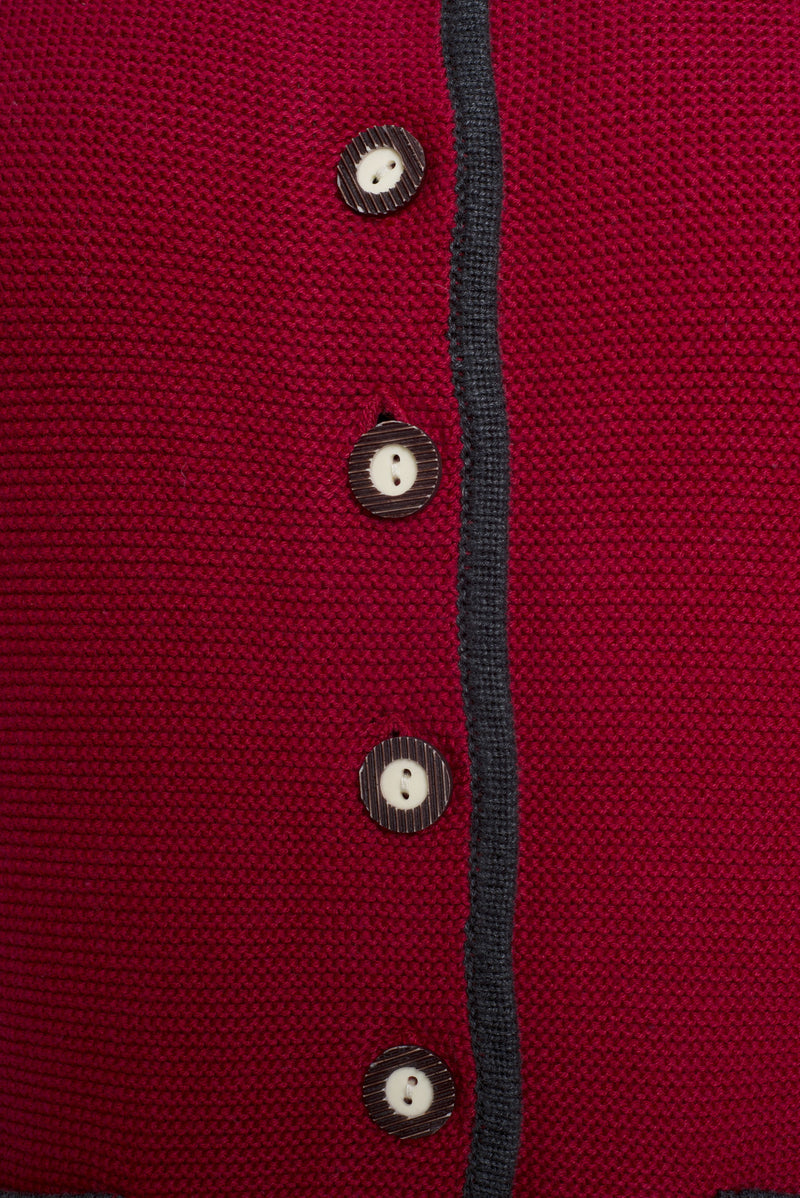 Laden Sie das Bild in Galerie -Viewer, Strickjacke im klassischen Trachtenlook - JN639