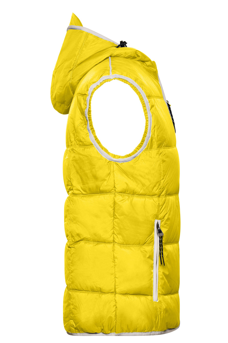 Laden Sie das Bild in Galerie -Viewer, Modische Steppweste mit angeschnittener Kapuze - JN1076