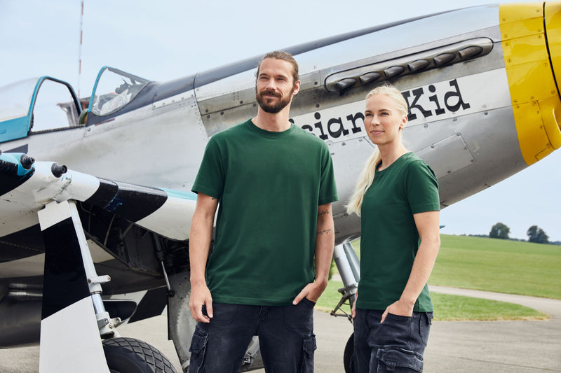 Laden Sie das Bild in Galerie -Viewer, T-Shirt aus weichem Elastic-Single-Jersey - JN1801