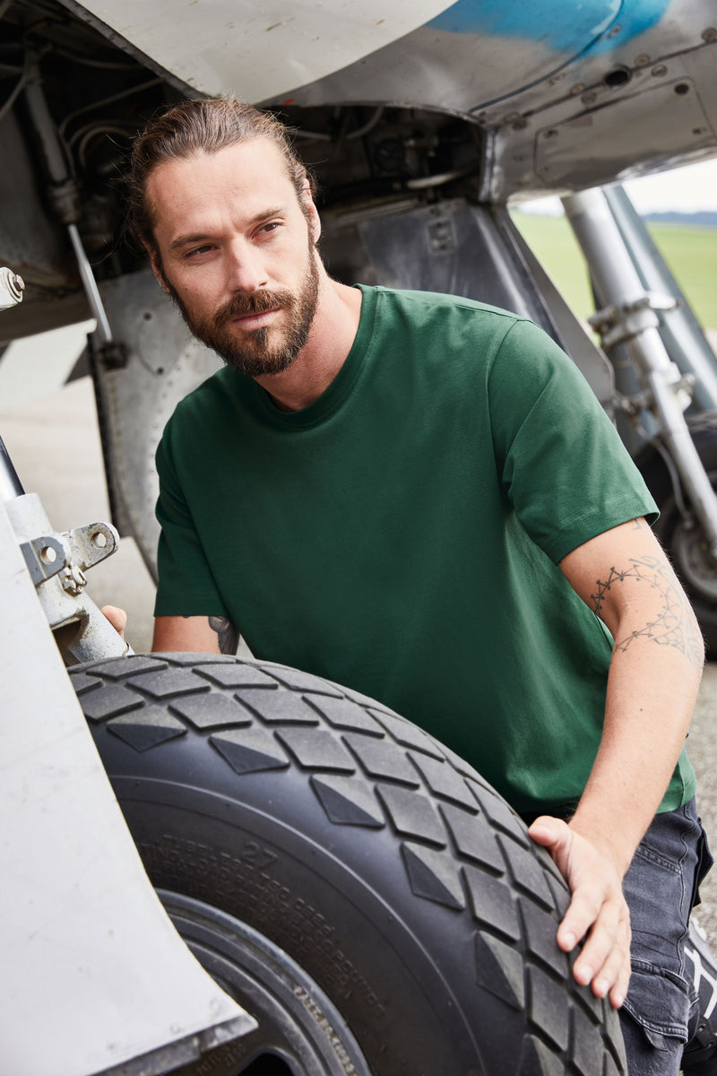 Laden Sie das Bild in Galerie -Viewer, T-Shirt aus weichem Elastic-Single-Jersey - JN1802