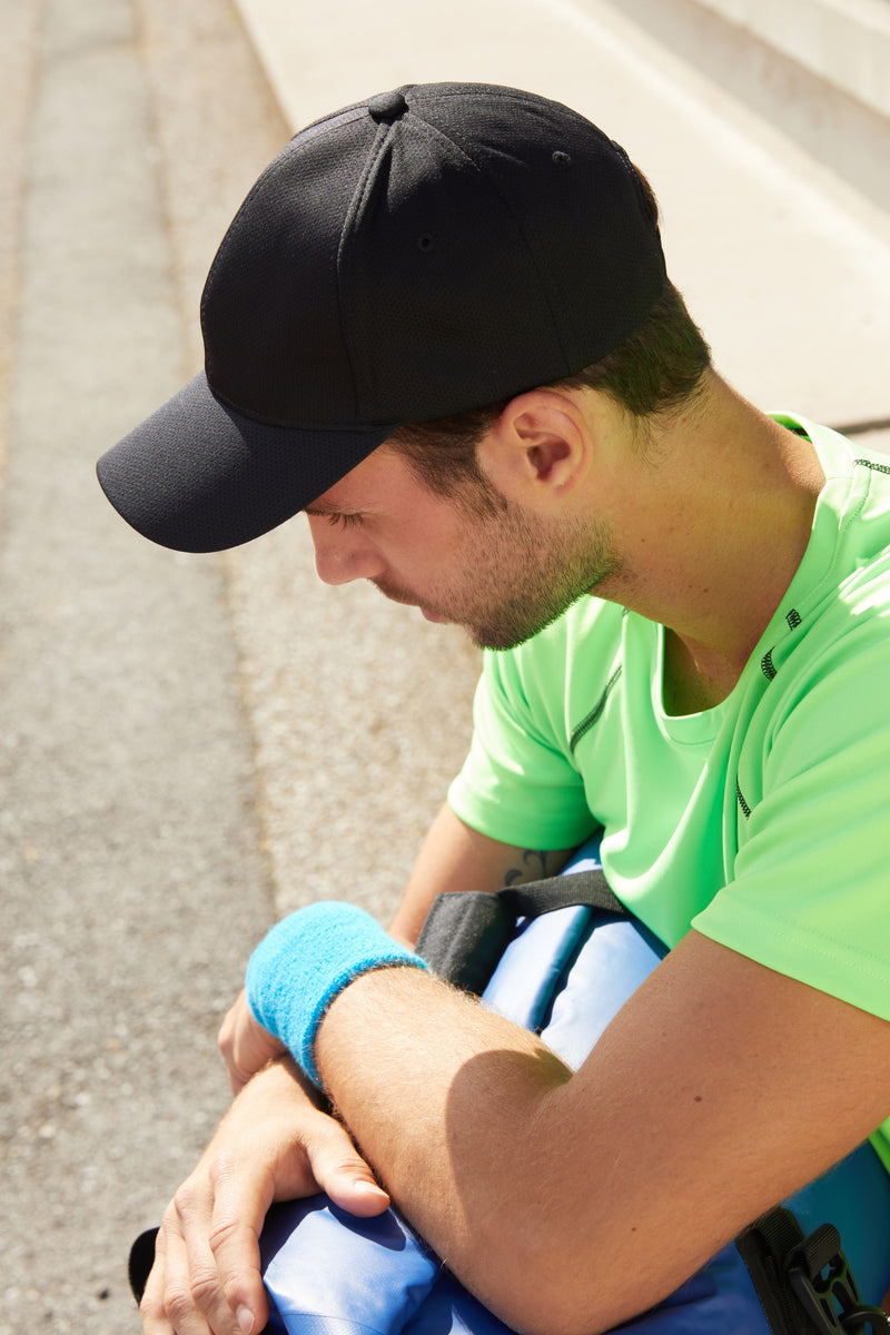Laden Sie das Bild in Galerie -Viewer, Sportliche 6 Panel Cap aus weichem Meshmaterial - MB6214