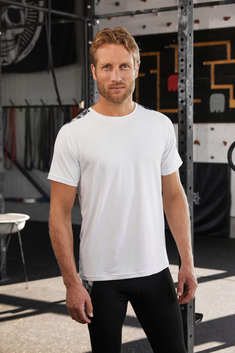 Laden Sie das Bild in Galerie -Viewer, Funktions-Shirt aus recyceltem Polyester für Sport und Freizeit - Herren - JN524