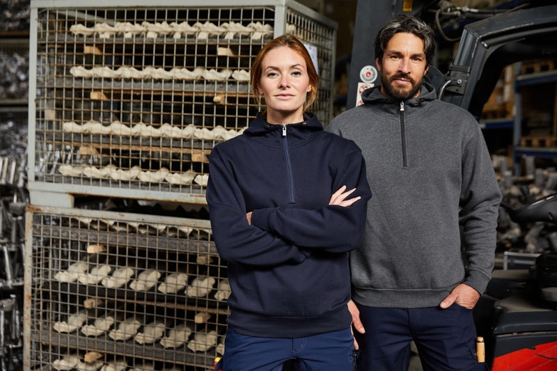 Laden Sie das Bild in Galerie -Viewer, Sweatshirt mit Kapuze und Reißverschluss - JN839