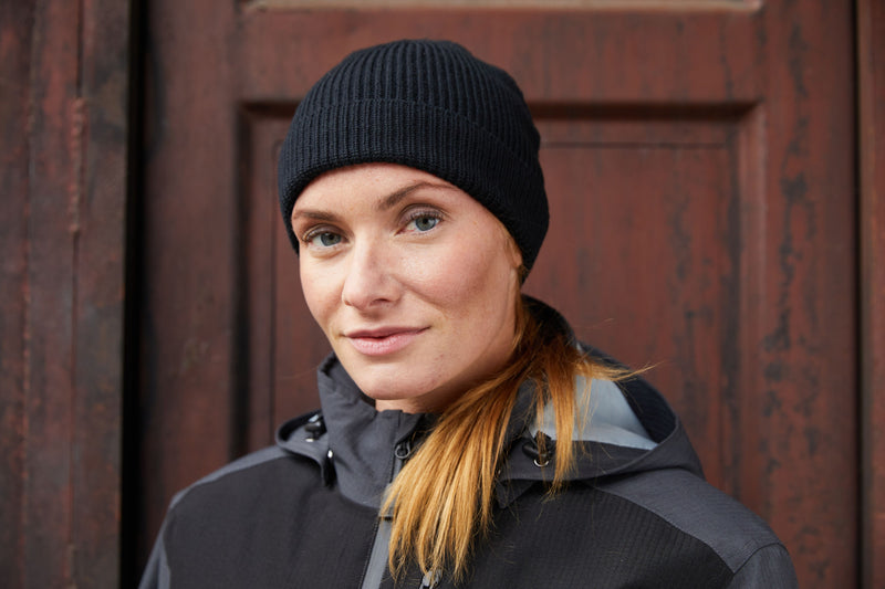 Laden Sie das Bild in Galerie -Viewer, Strickmütze aus recyceltem Polyester - MB7137