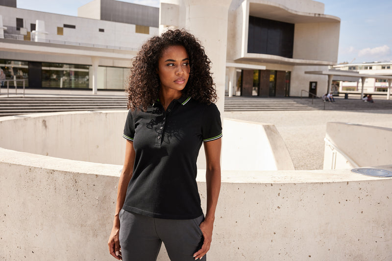 Laden Sie das Bild in Galerie -Viewer, Klassisches Polo mit Kontraststreifen an Kragen und Armbündchen in Piqué-Qualität - Damen -JN1305