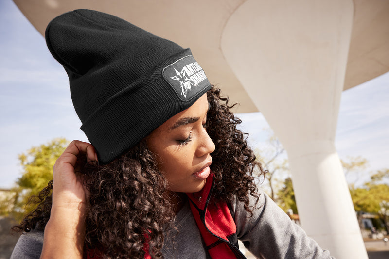 Laden Sie das Bild in Galerie -Viewer, Klassische Strickmütze mit Baumwoll-Patch - MB7403