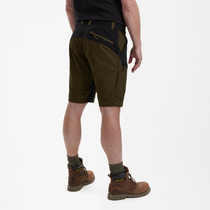 Laden Sie das Bild in Galerie -Viewer, Strike Shorts
