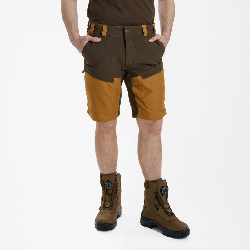 Laden Sie das Bild in Galerie -Viewer, Strike Shorts
