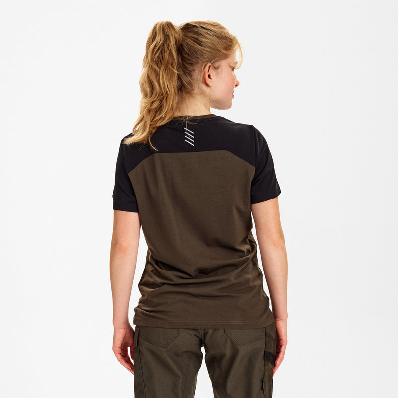 Laden Sie das Bild in Galerie -Viewer, Entire Damen T-Shirt 9334-243
