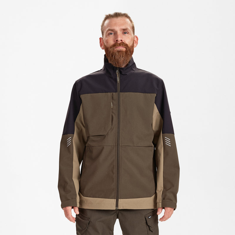 Laden Sie das Bild in Galerie -Viewer, Entire Softshelljacke 1327-140
