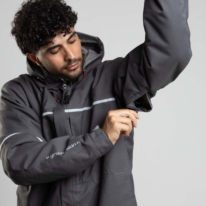 Laden Sie das Bild in Galerie -Viewer, Winter Hardshelljacke &quot;Resist&quot; PrimaLoft®

