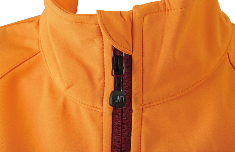 Laden Sie das Bild in Galerie -Viewer, Modische Softshelljacke - JN1020

