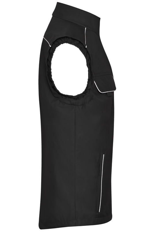 Professionelle, leichte Softshellweste im cleanen Look mit hochwertigen Details - JN881