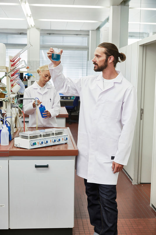 Professioneller Arbeitsmantel im cleanen Look - JN888