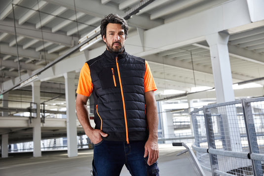 Softshellweste im attraktiven Materialmix - JN1822