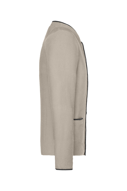 Strickjacke im klassischen Trachtenlook - JN640
