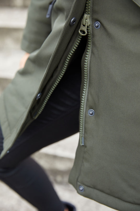 Klassischer, wattierter Parka mit angeschnittener Kapuze - Damen - JN1175