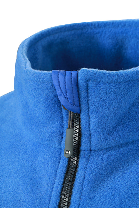 Laden Sie das Bild in Galerie -Viewer, Strapazierfähige Fleece Jacke im Materialmix - JN842
