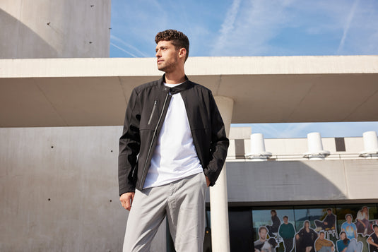 Softshelljacke in sportlichem Design - JN1316
